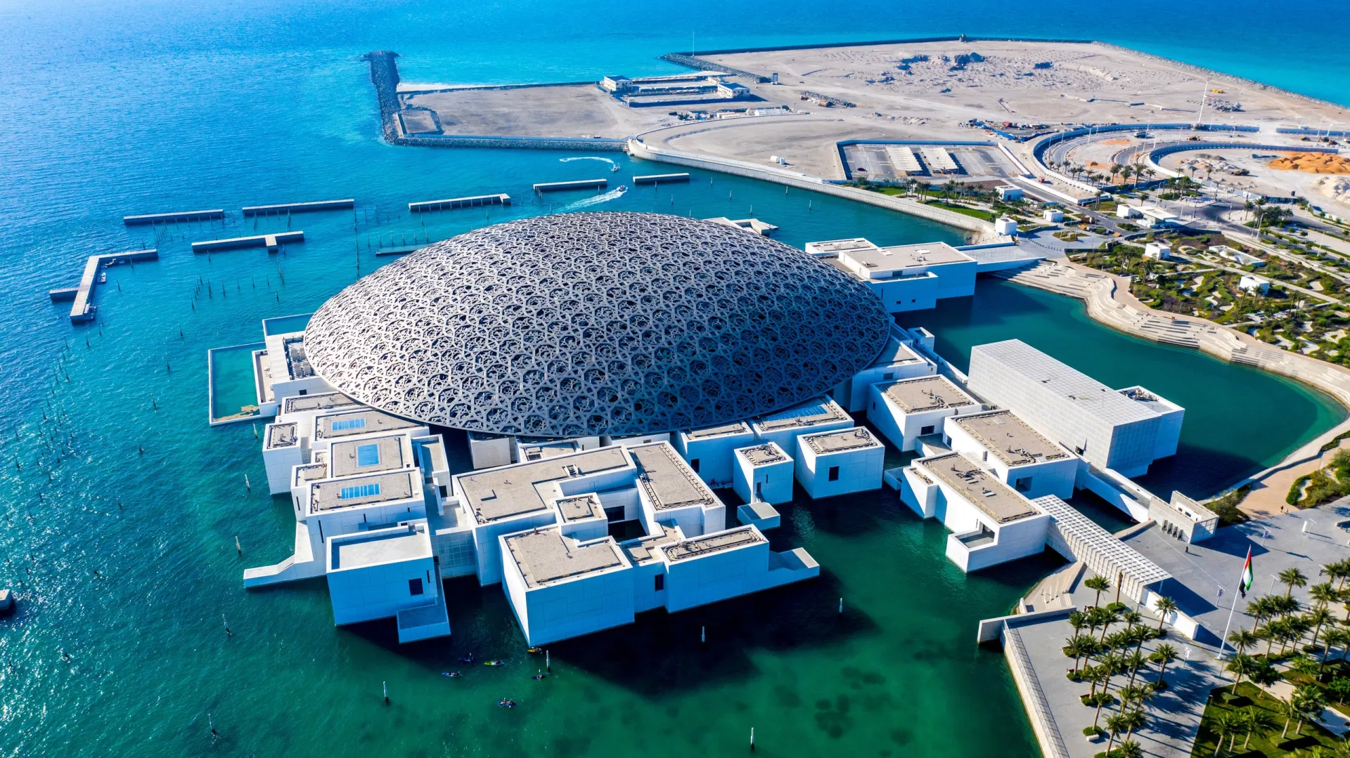 Losing Myself at the Louvre Abu Dhabi Losing Myself at the Louvre Abu Dhabi